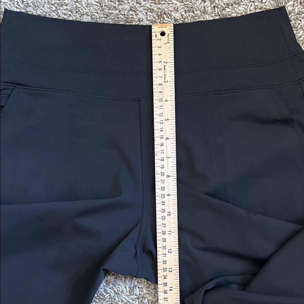 Like New! Athleta Venice High Rise Wide Leg Pant No-dig waistband Black Size L - Picture 16 of 16